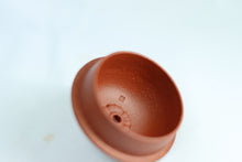 Load image into Gallery viewer, "Ming Zhu Teapot" made by Teacher Hui Xiang Yun, which uses Da Hong Pao Zhu Ni and has a capacity of 120cc.