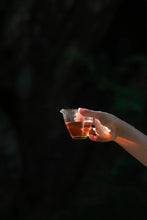 Load image into Gallery viewer, Wuyi rock tea Zheng Yan Rou Gui "Shan Jian Liu Xiang"正岩肉桂山涧留香。