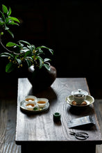 Load image into Gallery viewer, Smoke Penetrates the Leaf, Longan Sweetness Lingers Tongxin She’s 2023 Tongmuguan Smoked Lapsang Souchong Four Years of Aging, Returning to the Origin of Black Tea烟熏小种/YAn XUN XIAO ZHONG