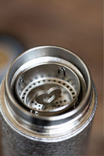 Load image into Gallery viewer, Tongxinshe Teahouse Launches Custom Pure Titanium Thermos Cups - Limited Offer with Peach-Scented Da Hong Pao Gift