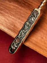 Load image into Gallery viewer, The Mysterious Guardianship in the Ancient Rhyme of Tea Fragrance - The Shitolin Tea Knife of Tongxin She Teahouse