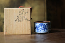 Load image into Gallery viewer, Seeking an Elegant Retreat, Treasuring a Piece of Ingenuity: The Beauty of Tongxin She Teahouse and the "Jiaolu Yi" Blue-and-White Pot Stand