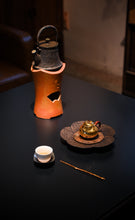 Load image into Gallery viewer, Tongxin She · Start of Spring Pure Gold Teapot | Limited One-of-a-Kind 100cc 120g Handcrafted Collection