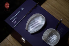 Load image into Gallery viewer, 9999 sterling silver Hung Kee Treasure handmade tea drain, tea basket and tea needle set.