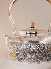 Load image into Gallery viewer, Recommendation for Collection: Intangible Cultural Heritage Master Mu Binglin's Handmade 999 Fine Silver "Thousand Flowers Beam Pot" at Tongxinshe Teahouse