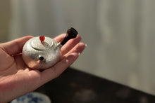 Load image into Gallery viewer, "Small Silver Pot with Retro Hammered Sandalwood Handle and Side Handle" /60ml