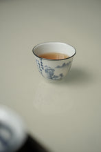 Load image into Gallery viewer, Tongxinshe Teahouse Collection: Blue and White Sanjing Indigo Silver-Rimmed Master Cup — A Private Tea Realm Only for You