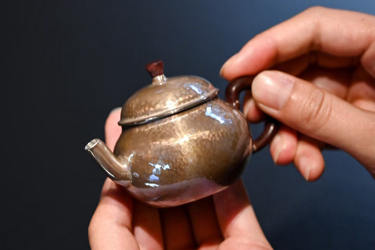 pâtissier tradition et innovation Four Feet Ding Yixing Teapot 150ml – Yinchen Studio