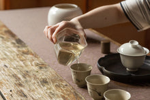 Load image into Gallery viewer, The wild charm of the mountains at the top of Xishuangbanna—Single Pu'er sheng tea from the ancient tree Huazhuliangzi/滑竹梁子古树单株.
