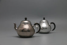 Load image into Gallery viewer, 9999 Pure Silver Handmade 'Si Ting' Teapot