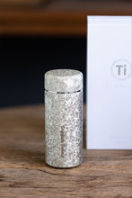 Load image into Gallery viewer, Tongxinshe Teahouse Launches Custom Pure Titanium Thermos Cups - Limited Offer with Peach-Scented Da Hong Pao Gift
