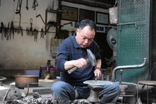 Load image into Gallery viewer, a "9999 mini gourd teapot" using silver as the medium. Capacity: about 65ml。