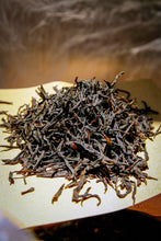 Load image into Gallery viewer, Phoenix Dancong Honey Orchid Fragrance from 1990".