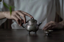 Load image into Gallery viewer, 9999 sterling silver handmade hammered Four-legged tea pot