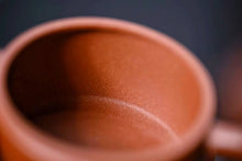 Load image into Gallery viewer, Purple clay teapot "Red Jiang Po Ni/Thin Tire Hanwa Pot, Seiko thin tire, combined with modern aesthetics, simple but not simple, full of details