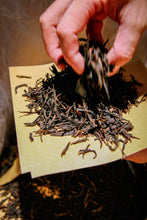 Load image into Gallery viewer, Phoenix Dancong Honey Orchid Fragrance from 1990".