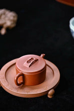 Load image into Gallery viewer, Purple clay teapot "Red Jiang Po Ni/Thin Tire Hanwa Pot, Seiko thin tire, combined with modern aesthetics, simple but not simple, full of details