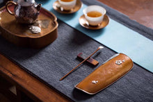 Load image into Gallery viewer, Filigree Plum Blossom Inlaid Silver Cha Ze/掐丝梅花镶银茶则.