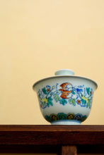 Load image into Gallery viewer, Doucai Fulu Gaiwan/斗彩福禄盖碗