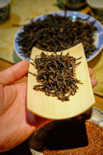 Load image into Gallery viewer, Phoenix Dancong Honey Orchid Fragrance from 1990".