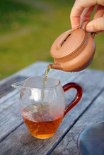 Load image into Gallery viewer, Han Yun teapot Yuan Kuang, Jiang Po Ni