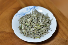 Load image into Gallery viewer, Charcoal Bai Hao Yin Zhen