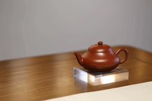 Load image into Gallery viewer, Mengchen Zhu Ni Dwarf Pear Pot, capacity: 120cc
