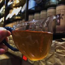 Load image into Gallery viewer, 2014 Bu Lang Yin Xiang Puer Sheng tea/布朗印象。
