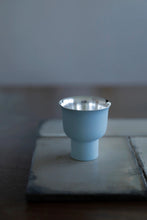 Load image into Gallery viewer, Lingyun Tea Cup (Porcelain Wrapped Silver)50ml