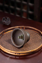 Load image into Gallery viewer, Yixing Qing Hui Duan Ni handmade, Praying frog teacup(祈祷青蛙)