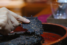 Load image into Gallery viewer, 2006Chang Tai Puer Sheng tea