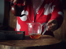 Load image into Gallery viewer, Da Hong Pao, silver award 2019