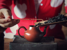 Load image into Gallery viewer, Da Hong Pao, silver award 2019