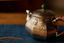 Load image into Gallery viewer, Luanfengzui Ruyi Flower Cloud Shoulder Pattern Octagonal Small Silver Pot