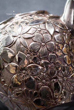 Load image into Gallery viewer, 9999 sterling silver flower full pot / made by teacher Wang Jianwei, inheritor of "wrong gold and silver"