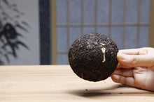 Load image into Gallery viewer, 2010 Da Yi Tuo Cha 100g(大益沱茶100g)