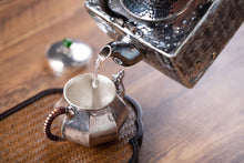 Load image into Gallery viewer, Limited Edition/Quarterly Treasure Heart Sutra Nailed Silver Pot