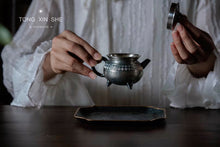 Load image into Gallery viewer, San Zu Ding Li Pao Cha sterling silver teapot