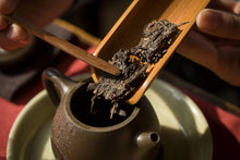 Load image into Gallery viewer, 2005 Zouji Pu'er Tuo Cha / 100g each.