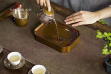 Load image into Gallery viewer, Lotus pond frog call Hu Cheng( 荷塘蛙鸣海棠壶承