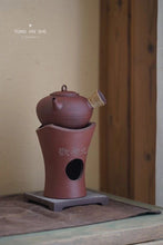 Load image into Gallery viewer, Ring button kettle/capacity about 400ml, fire-resistant red mud, integrated drawing forming, thin tire process, carbon stove/electric ceramic stove/open flame available