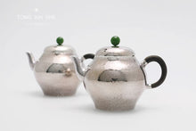 Load image into Gallery viewer, 9999 sterling silver hammered palace lantern silver pot.