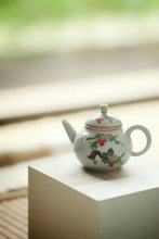 Load image into Gallery viewer, Squirrel grape teapot 1 100ml