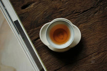 Load image into Gallery viewer, Jade Rabbit Kung Fu tea cups/set of 4.玉兔功夫茶杯