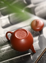 Load image into Gallery viewer, Zhu Ni Gao Zhi 150cc, handmade by Master Hui Xiangyun.