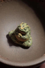 Load image into Gallery viewer, Yixing Qing Hui Duan Ni handmade, Praying frog teacup(祈祷青蛙)