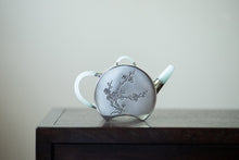 Load image into Gallery viewer, Limited Edition | Re-engraving of the "Que Yue" teapot from the literati in the middle of the Qing Dynasty, the same model from the China Tea Museum