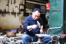 Load image into Gallery viewer, 9999 sterling silver handmade hammered three-legged tea pot