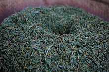 Load image into Gallery viewer, Tong Muguan "Gu Wang Keng" Lao Cong black tea / tree age 160 years old.