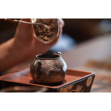 Load image into Gallery viewer, Jingdezhen kneading "wood-burning purple sand teapot"